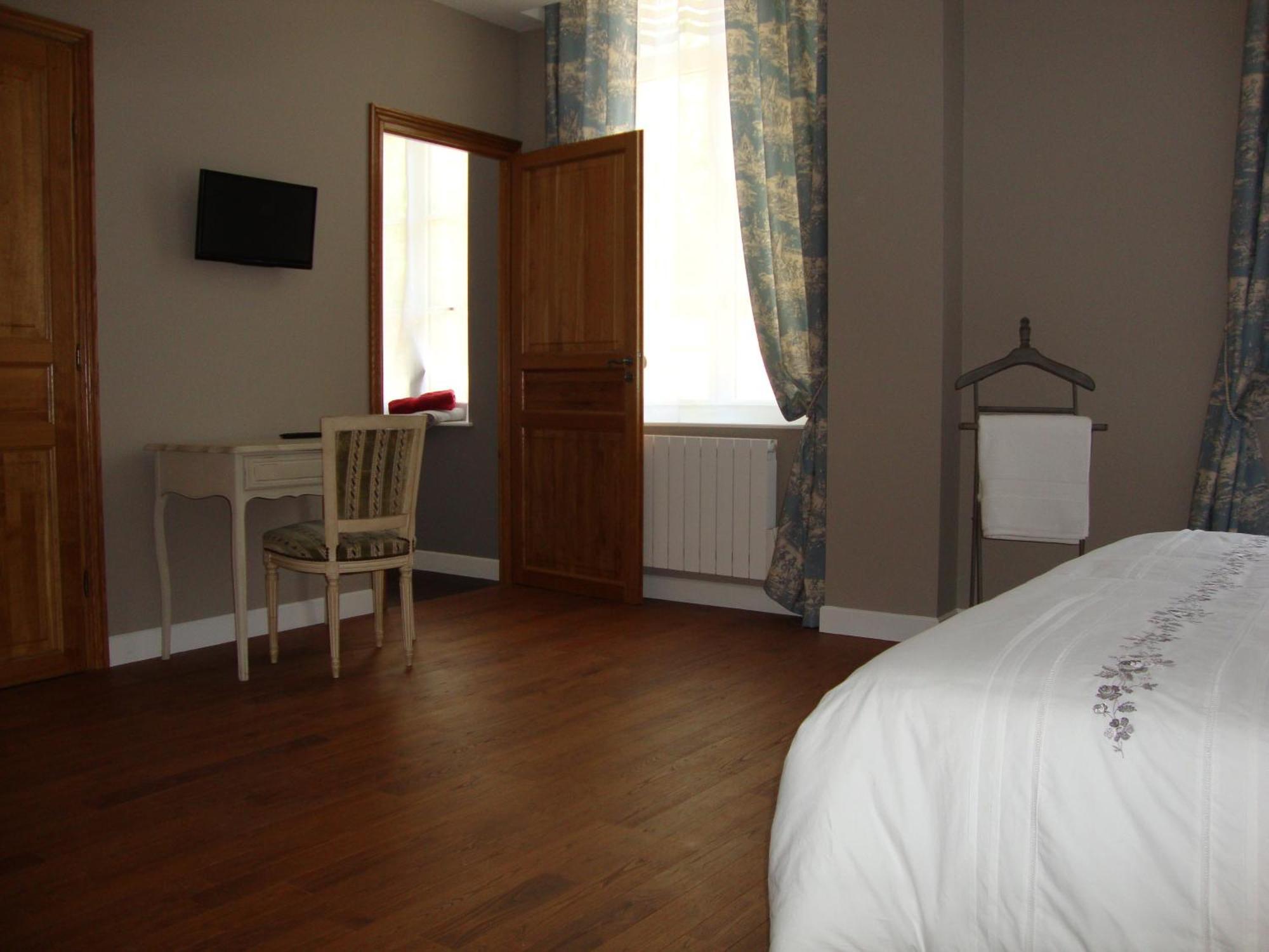 La Cour Des Carmes Arras Quarto foto